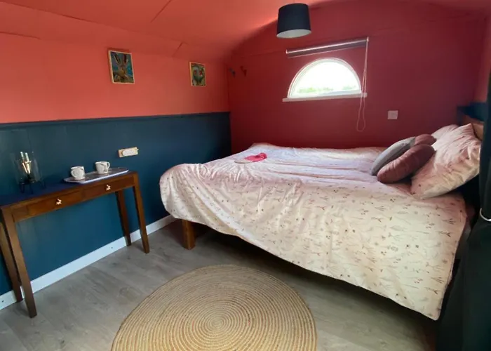 The Hares Hut At Carrigeen Glamping